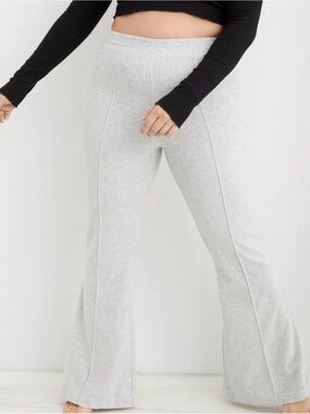 Aerie Light Gray Groove-On Ribbed Flare Pants